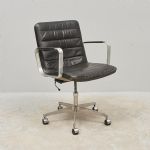 1566 4138 SWIVEL CHAIR